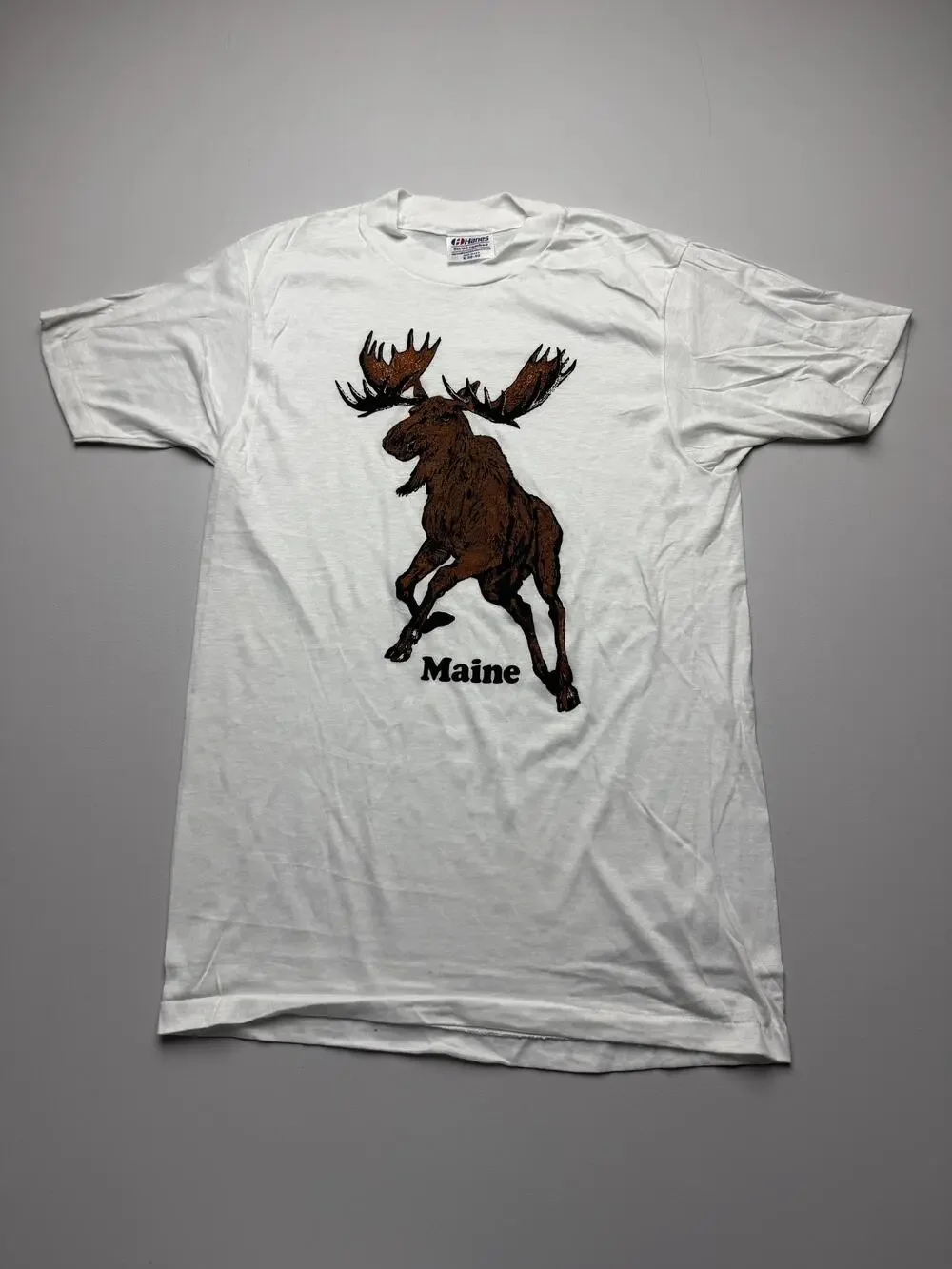 Vintage Hanes Shirt Mens Medium White Moose Maine Graphic Tee USA VTG